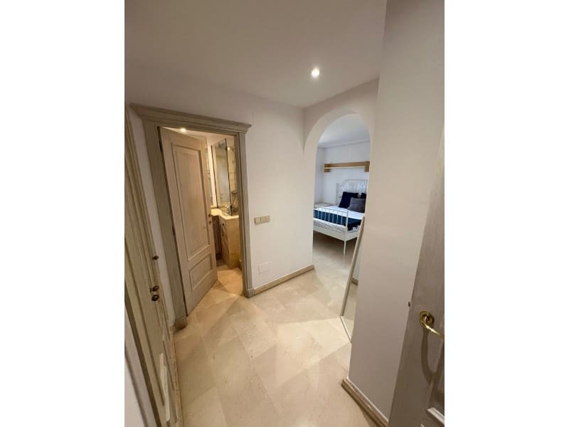 3 bedroom Apartment for rent in Santa Ponsa with pool - € 3,000 (Ref: 9495378)