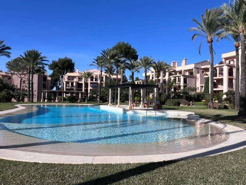 2 bedroom Apartment for sale in Santa Ponsa - € 895,000 (Ref: 9497313)