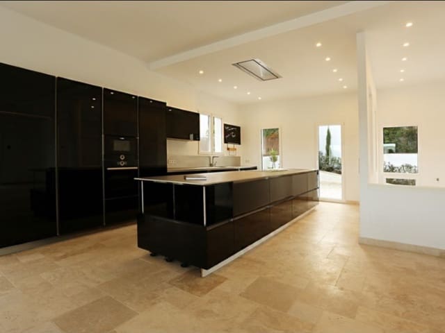 3 soverom Villa til leie i Santa Ponsa, Calvià med svømmebasseng garasje - € 8 300 (Ref: 9516268)