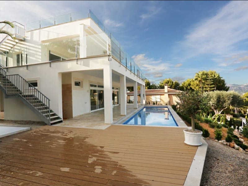 3 soverom Villa til leie i Santa Ponsa med svømmebasseng garasje - € 8 300 (Ref: 9516268)