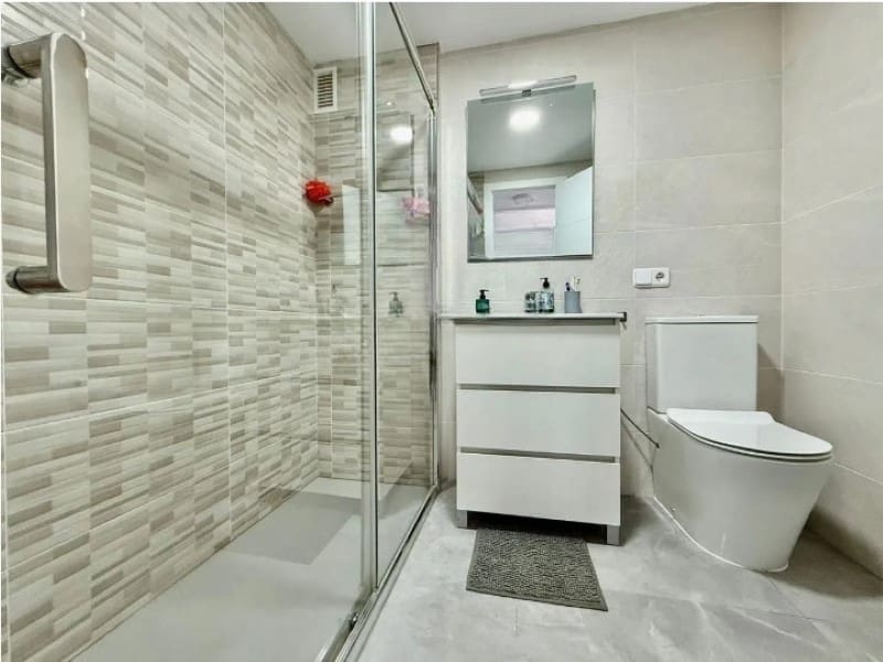 Appartement de 2 chambres à louer à Santa Ponsa avec garage - 1 500 € (Ref: 9528372)