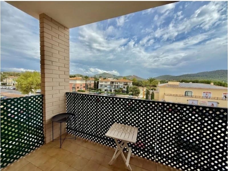 Appartement de 2 chambres à louer à Santa Ponsa avec garage - 1 500 € (Ref: 9528372)