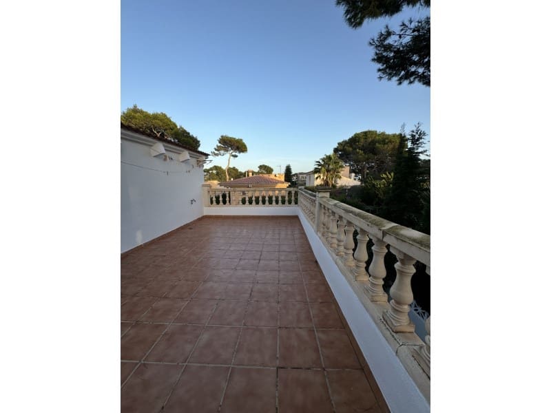 4 soveværelse Villa til leje i El Toro / Port Adriano med swimmingpool - € 4.500 (Ref: 9541226)