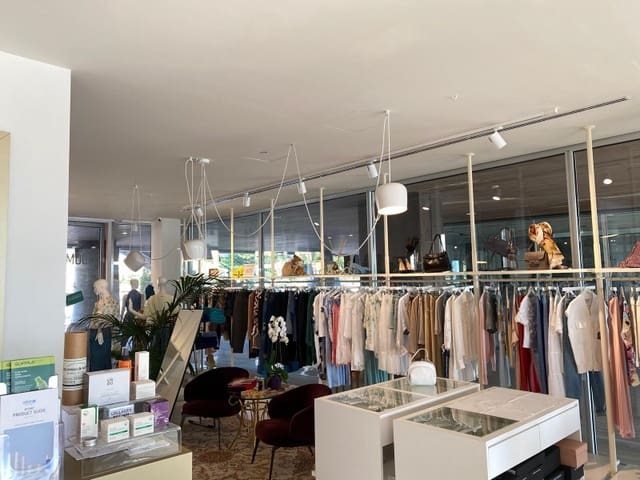 Erhverv til leje i El Toro / Port Adriano, Calvià - € 1.500 (Ref: 9543447)