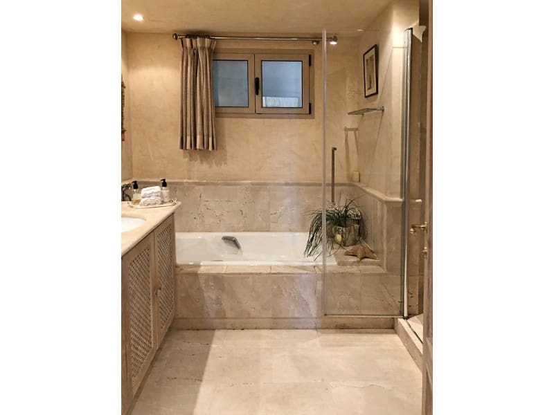 2 Zimmer Apartment zu vermieten in Santa Ponsa mit Pool Garage - 2.200 € (Ref: 9561920)