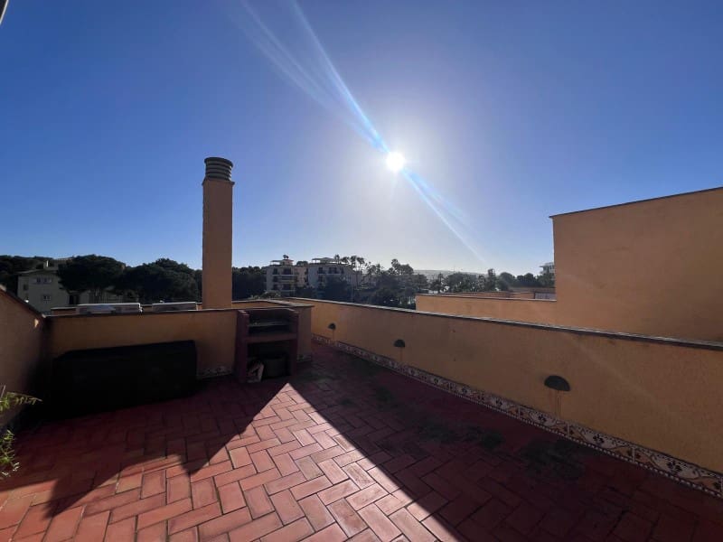 2 sypialnia Penthouse do wynajęcia w Santa Ponsa z basenem - 2 200 € (Ref: 9574872)