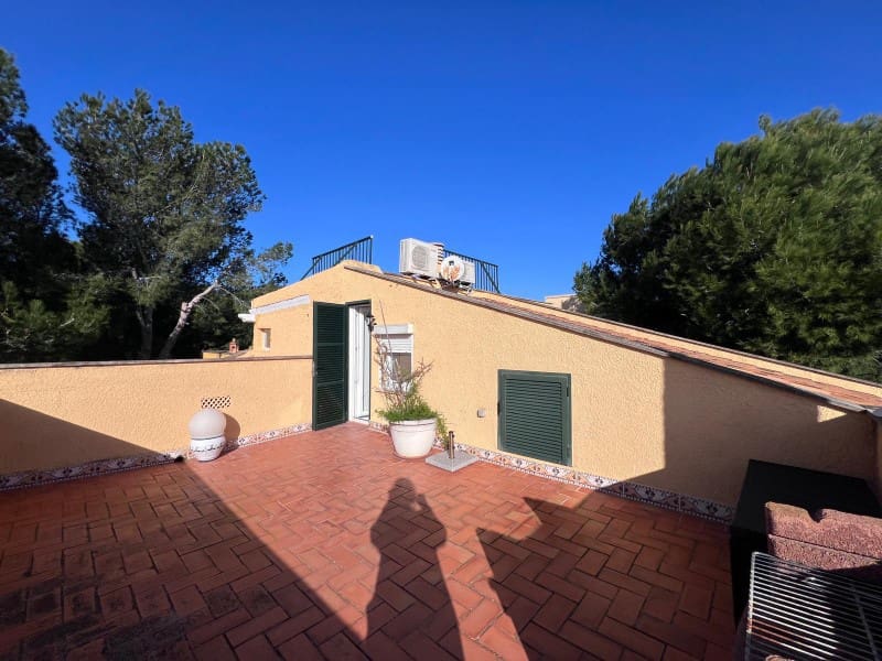 2 sypialnia Penthouse do wynajęcia w Santa Ponsa z basenem - 2 200 € (Ref: 9574872)