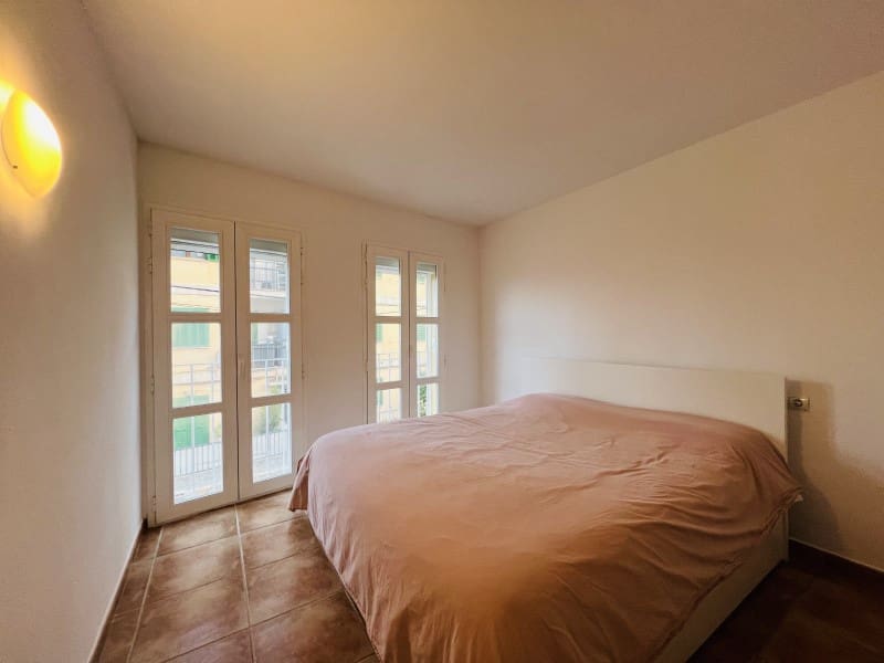 Maison de Ville de 2 chambres à louer à Genova avec piscine garage - 1 900 € (Ref: 9608161)