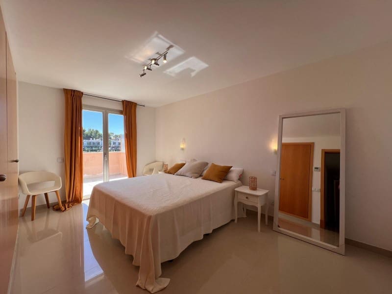 Pareado de 4 habitaciones en Cala Vinyes / Cala Vinyas / Cala Viñas en alquiler con piscina garaje - 3.950 € (Ref: 9625791)