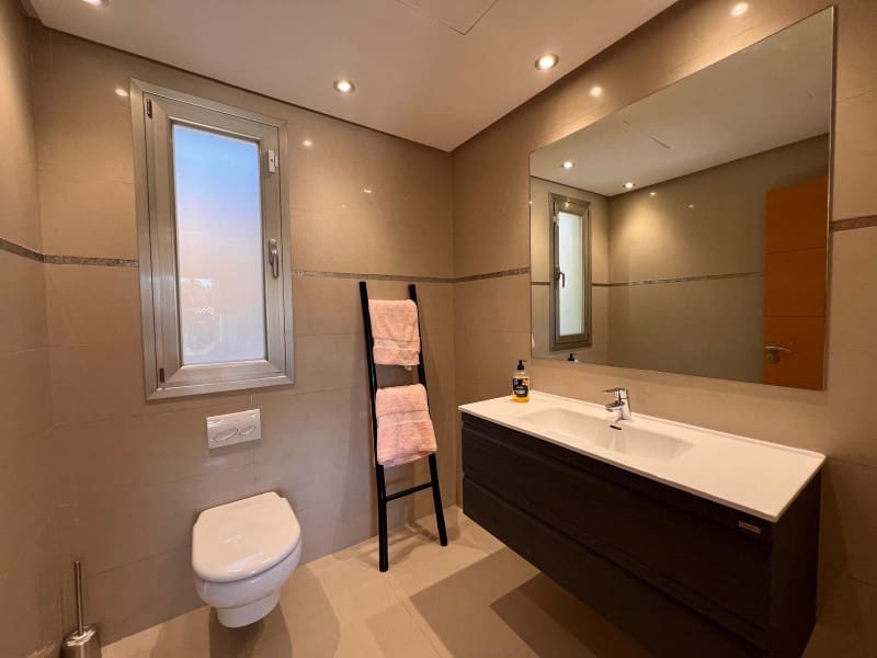 Pareado de 4 habitaciones en Cala Vinyes / Cala Vinyas / Cala Viñas en alquiler con piscina garaje - 3.950 € (Ref: 9625791)