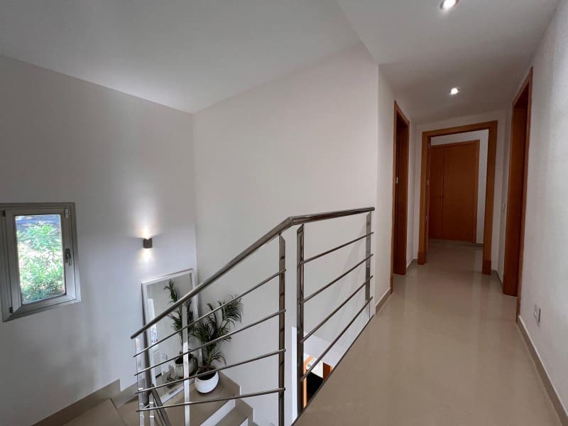 Pareado de 4 habitaciones en Cala Vinyes / Cala Vinyas / Cala Viñas en alquiler con piscina garaje - 3.950 € (Ref: 9625791)