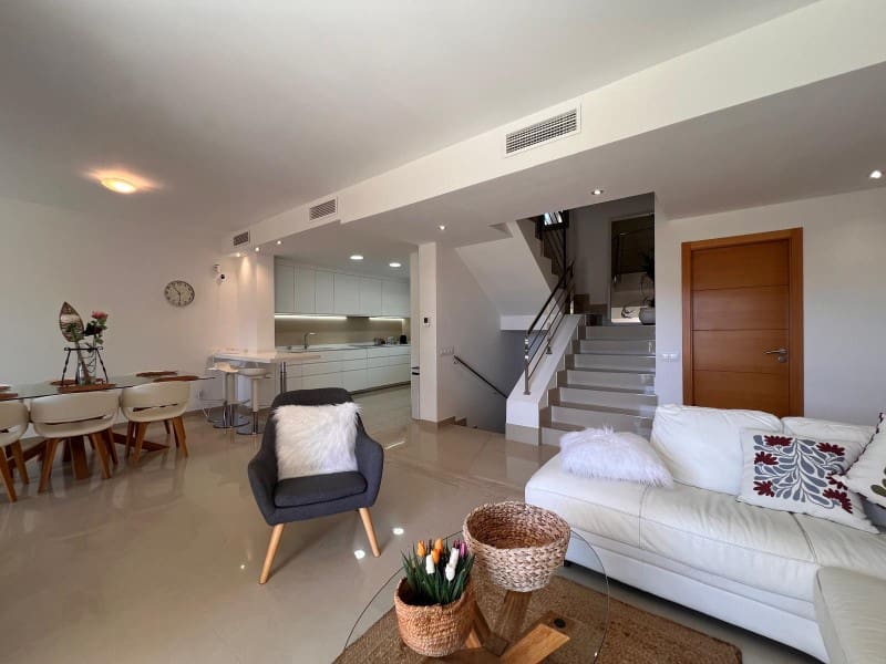 Pareado de 4 habitaciones en Cala Vinyes / Cala Vinyas / Cala Viñas en alquiler con piscina garaje - 3.950 € (Ref: 9625791)