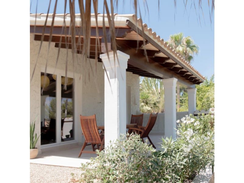 3 slaapkamer Villa te huur in Santa Ponsa met zwembad - € 6.000 (Ref: 9625792)