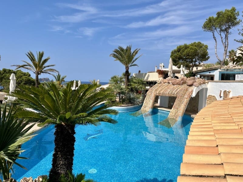 3 slaapkamer Appartement te koop in Costa de la Calma met zwembad - € 1.850.000 (Ref: 9648008)