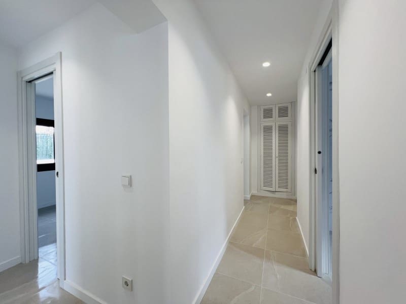 3 sypialnia Willa do wynajęcia w El Toro / Port Adriano - 2 500 € (Ref: 9651833)