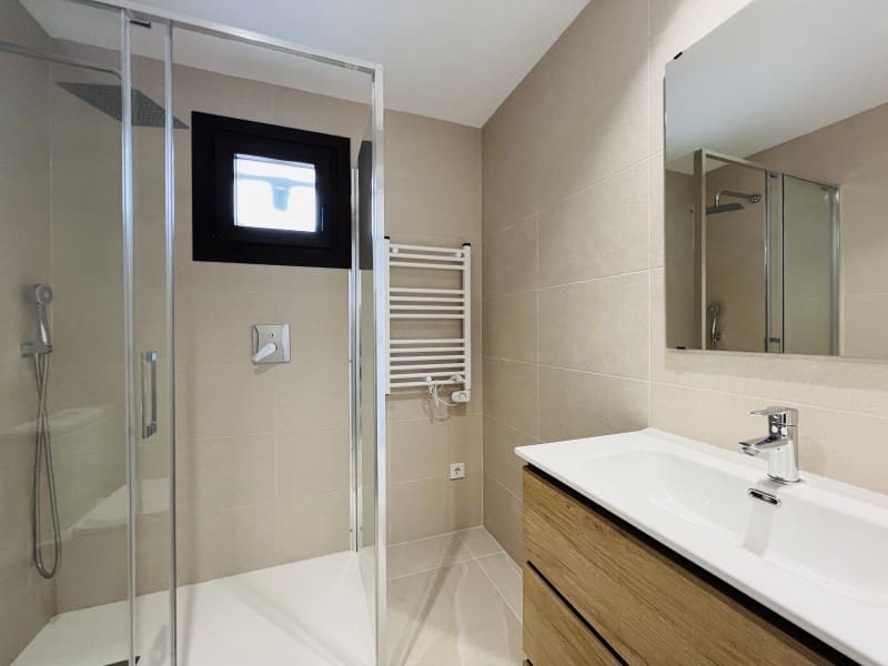 3 sypialnia Willa do wynajęcia w El Toro / Port Adriano - 2 500 € (Ref: 9651833)