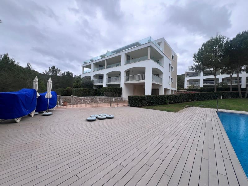 3 sypialnia Apartament do wynajęcia w Santa Ponsa z basenem garażem - 3 500 € (Ref: 9655969)