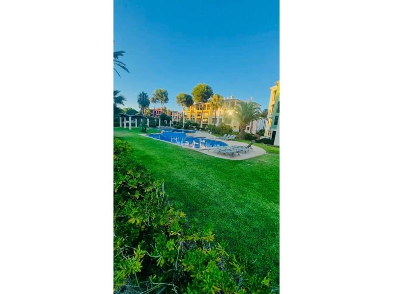 Apartamento de 2 habitaciones en Santa Ponsa en alquiler con piscina - 2.850 € (Ref: 9655972)