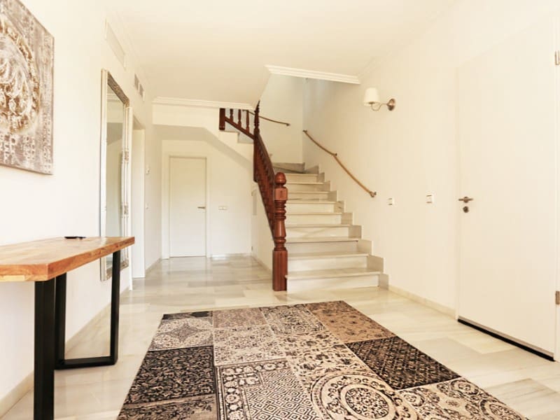 Chalet de 4 habitaciones en Santa Ponsa en alquiler con piscina - 6.800 € (Ref: 9666368)