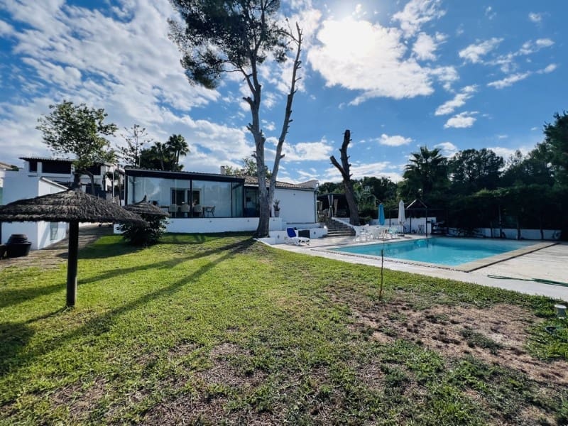 3 bedroom Villa for rent in Costa de la Calma with pool - € 4,600 (Ref: 9711903)