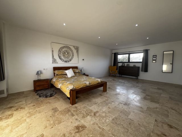 4 soveværelse Villa til salg i El Toro / Port Adriano, Calvià med swimmingpool - € 1.350.000 (Ref: 9719818)