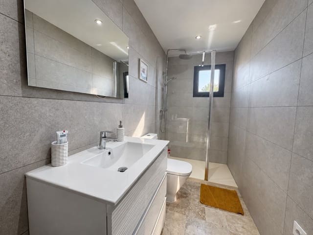 4 sypialnia Willa na sprzedaż w El Toro / Port Adriano, Calvià z basenem - 1 350 000 € (Ref: 9719818)