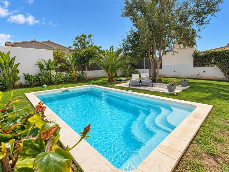 4 bedroom Villa for sale in El Toro / Port Adriano with pool - € 1,350,000 (Ref: 9719818)