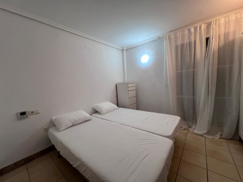 4 bedroom Apartment for rent in Santa Ponsa with pool garage - € 3,500 (Ref: 9721561)