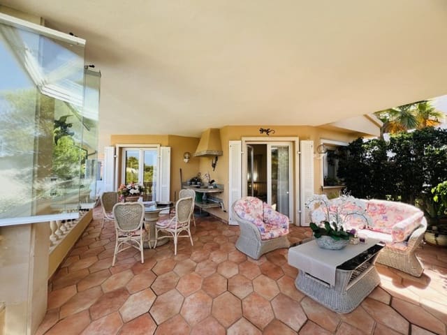 4 sovrum Villa till salu i Costa de la Calma, Calvià med pool - 2 250 000 € (Ref: 9721562)