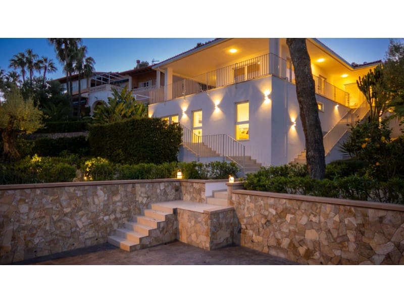 4 bedroom Villa for rent in Palmanova with pool - € 9,900 (Ref: 9732010)