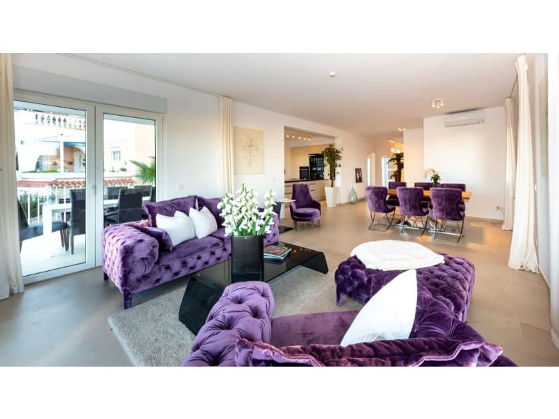 4 bedroom Villa for rent in Palmanova with pool - € 9,900 (Ref: 9732010)