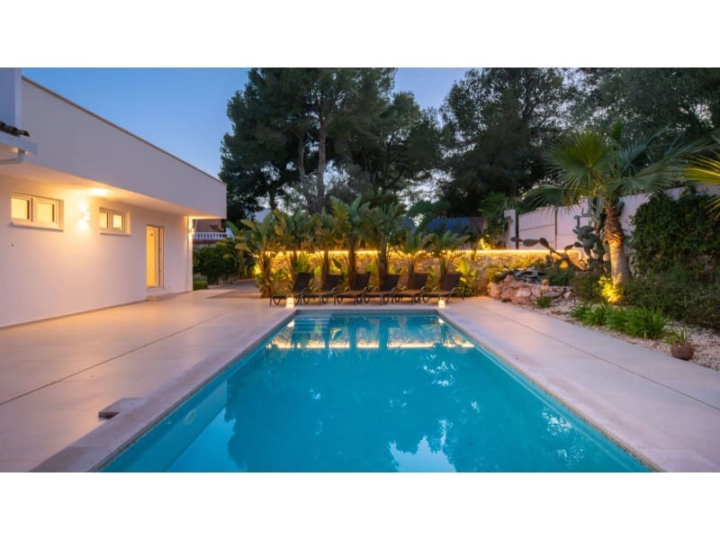 4 camera da letto Villa in vendita in Palmanova con piscina - 3.950.000 € (Rif: 9732011)