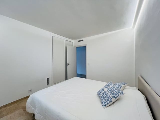 3 bedroom Apartment for rent in Santa Ponsa, Calvià - € 2,550 (Ref: 9732012)