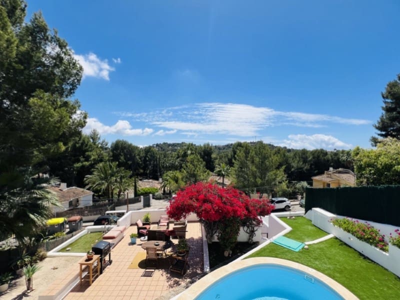3 bedroom Villa for sale in Costa de la Calma with pool - € 1,300,000 (Ref: 9735487)