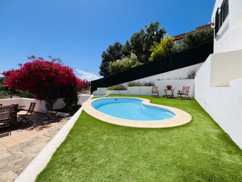 3 bedroom Villa for sale in Costa de la Calma with pool - € 1,300,000 (Ref: 9735487)