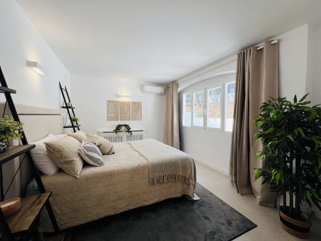 4 slaapkamer Villa te koop in Santa Ponsa, Calvià met zwembad garage - € 2.995.000 (Ref: 9738465)