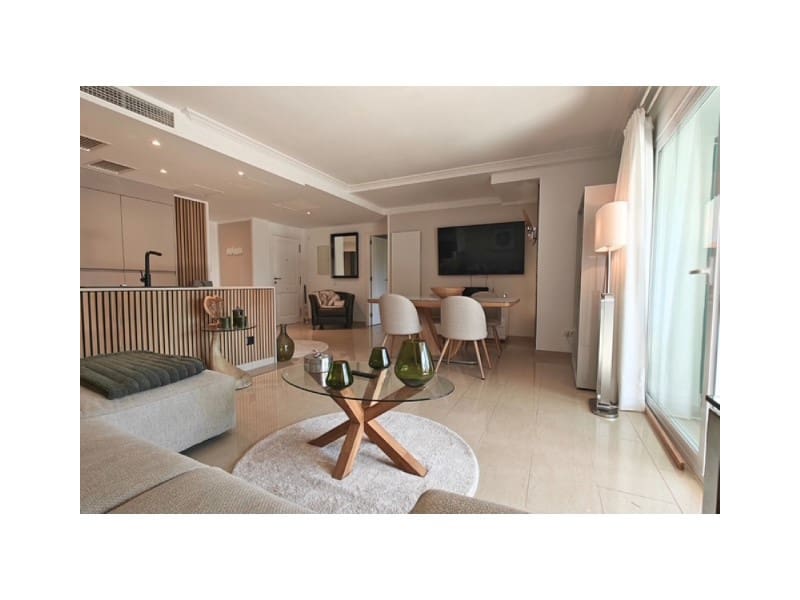 2 chambre Appartement à vendre à Santa Ponsa avec piscine - 825 000 € (Ref: 9788315)