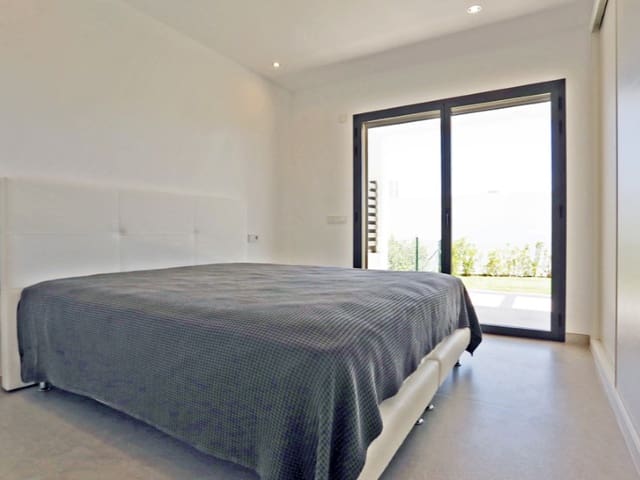 3 sovrum Semi-fristående Villa att hyra i Cala Vinyes / Cala Vinyas / Cala Viñas, Calvià med pool garage - 4 100 € (Ref: 9790940)