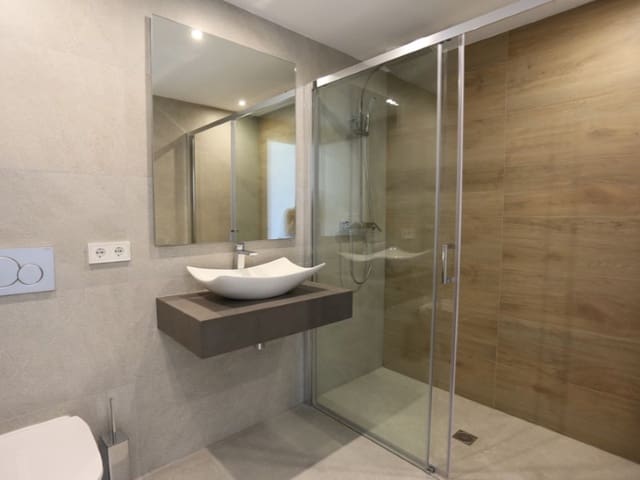 3 sovrum Semi-fristående Villa att hyra i Cala Vinyes / Cala Vinyas / Cala Viñas, Calvià med pool garage - 4 100 € (Ref: 9790940)