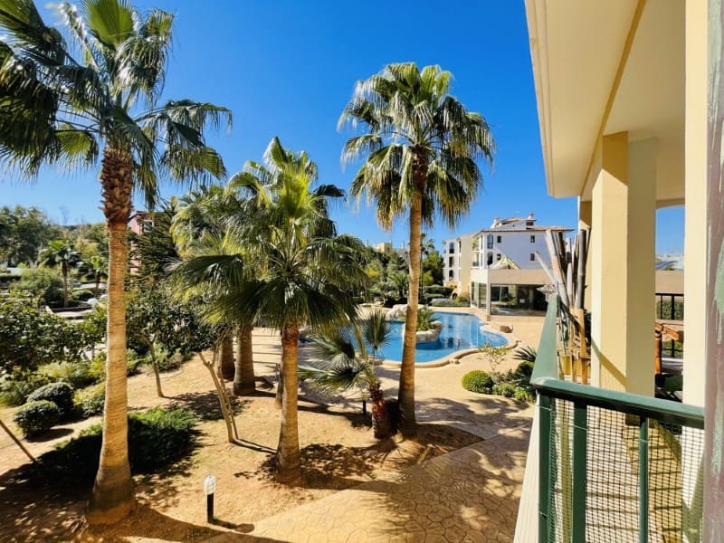2 soveværelse Lejlighed til leje i Santa Ponsa med swimmingpool garage - € 2.300 (Ref: 9797001)