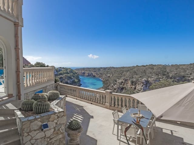 3 soveværelse Villa til salg i Cala Pi, Llucmajor med swimmingpool - € 2.490.000 (Ref: 9817984)