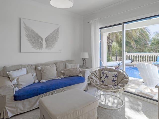 3 soveværelse Villa til salg i Cala Pi, Llucmajor med swimmingpool - € 2.490.000 (Ref: 9817984)