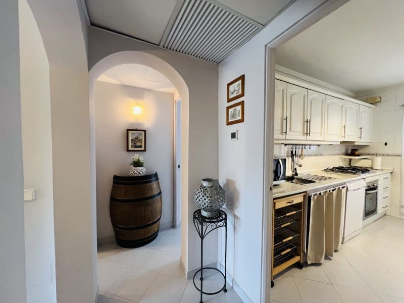 Apartamento de 2 habitaciones en Santa Ponsa en alquiler con piscina - 1.600 € (Ref: 9820319)