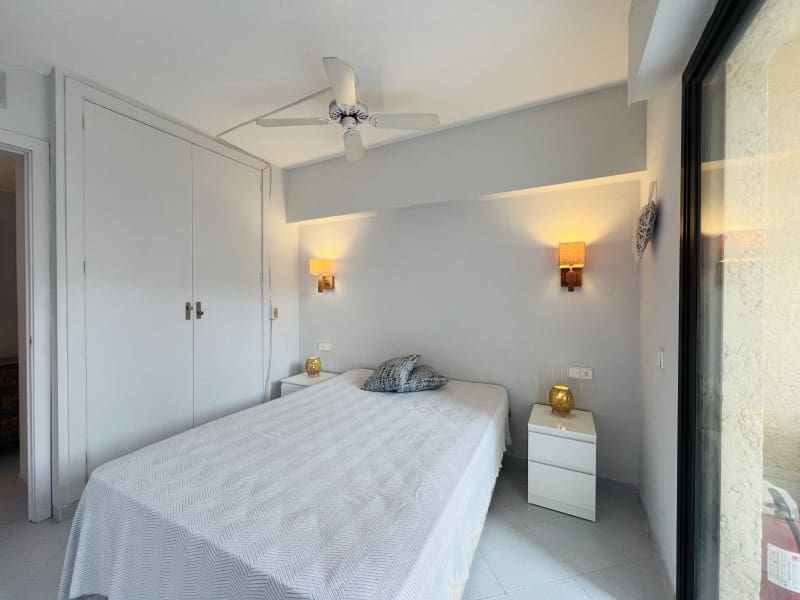 Apartamento de 2 habitaciones en Santa Ponsa en alquiler con piscina - 1.600 € (Ref: 9820319)