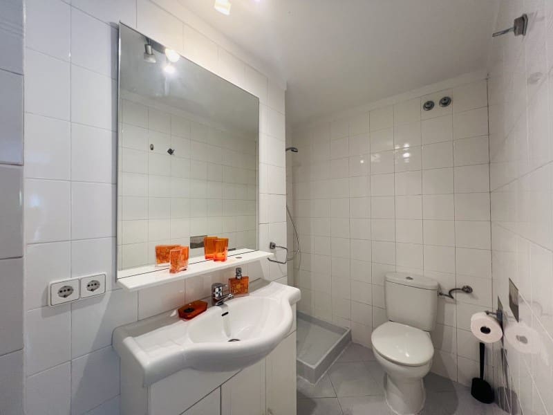 Apartamento de 2 habitaciones en Santa Ponsa en alquiler con piscina - 1.600 € (Ref: 9820319)