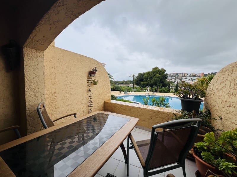 Apartamento de 2 habitaciones en Santa Ponsa en alquiler con piscina - 1.600 € (Ref: 9820319)