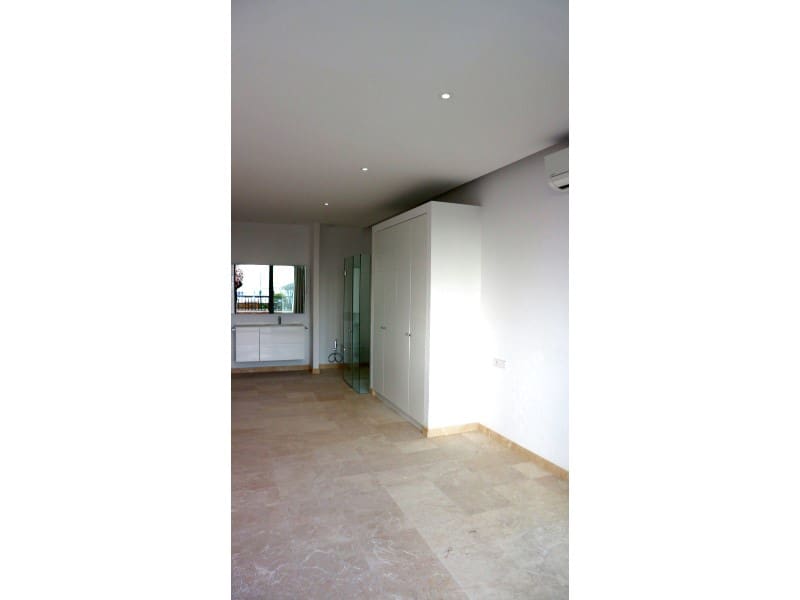 3 bedroom Apartment for rent in Playa de Palma with garage - € 3,600 (Ref: 9849497)