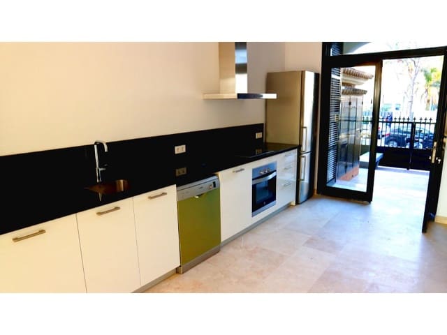 3 soverom Leilighet til leie i Playa de Palma, Palma de Mallorca med garasje - € 3 600 (Ref: 9849497)