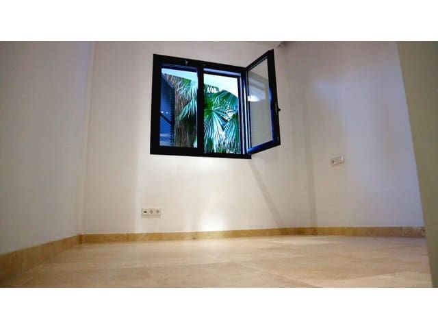 3 soverom Leilighet til leie i Playa de Palma, Palma de Mallorca med garasje - € 3 600 (Ref: 9849497)