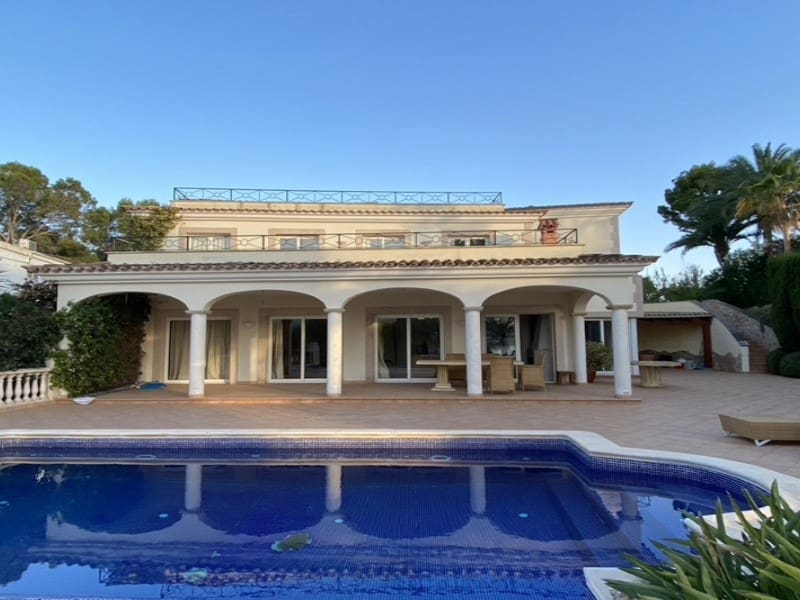 5 sypialnia Willa do wynajęcia w Santa Ponsa z basenem garażem - 9 500 € (Ref: 9851544)